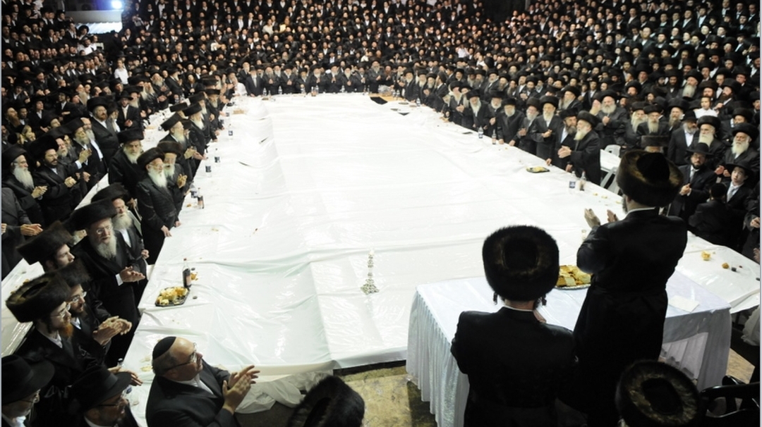 Rząd Tuska będzie tropić antysemitów